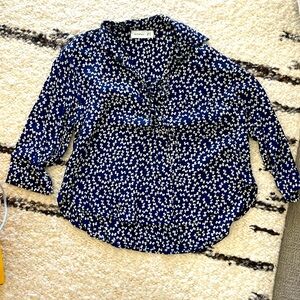 Navy & white 3/4 sleeve Faithful the Brand blouse with lace up detail.  Size 2